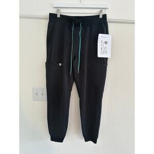 NWT Fabletics Womens Medium Short On Call Scrub Jogger Black READ